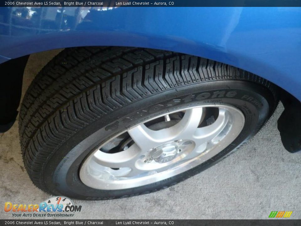 2006 Chevrolet Aveo LS Sedan Bright Blue / Charcoal Photo #17