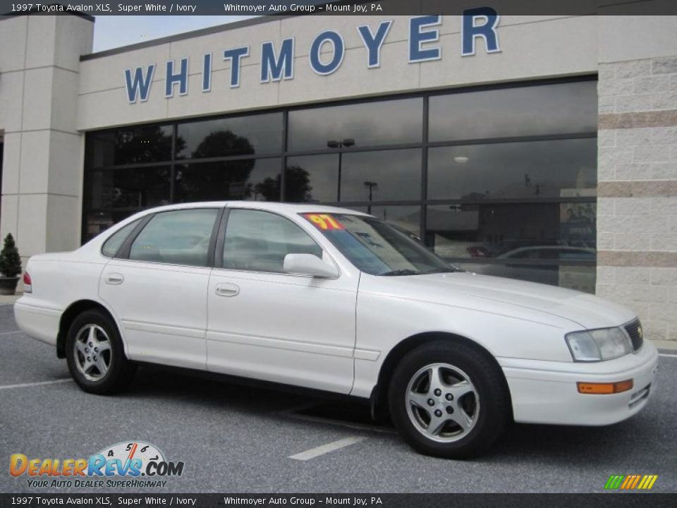 1997 Toyota Avalon XLS Super White / Ivory Photo #1