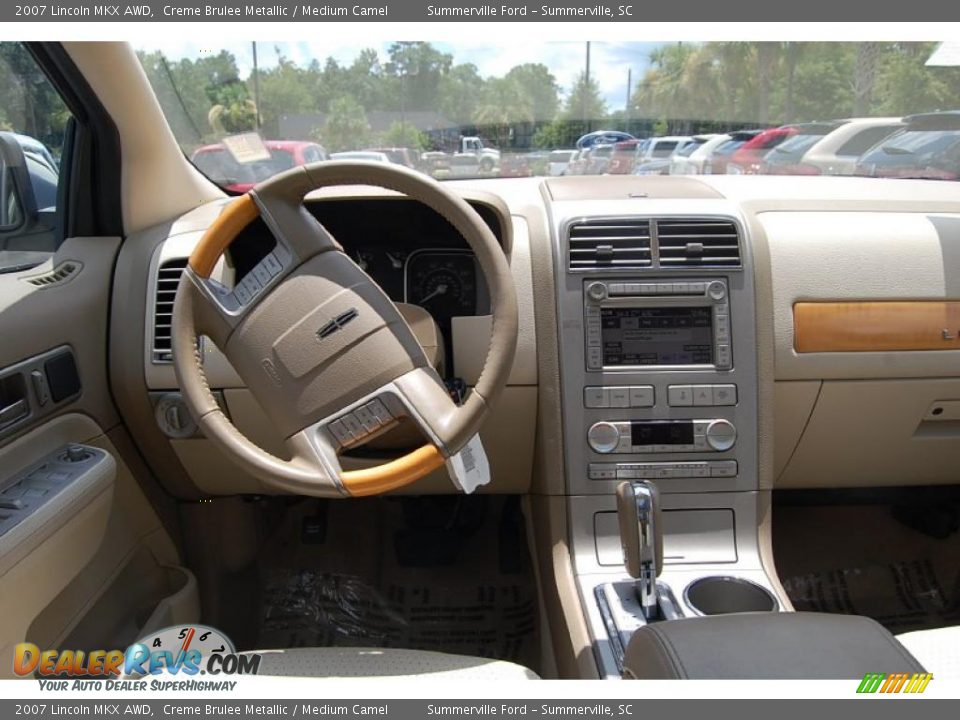 2007 Lincoln MKX AWD Creme Brulee Metallic / Medium Camel Photo #3