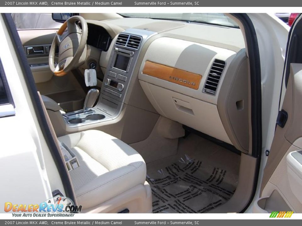 2007 Lincoln MKX AWD Creme Brulee Metallic / Medium Camel Photo #12