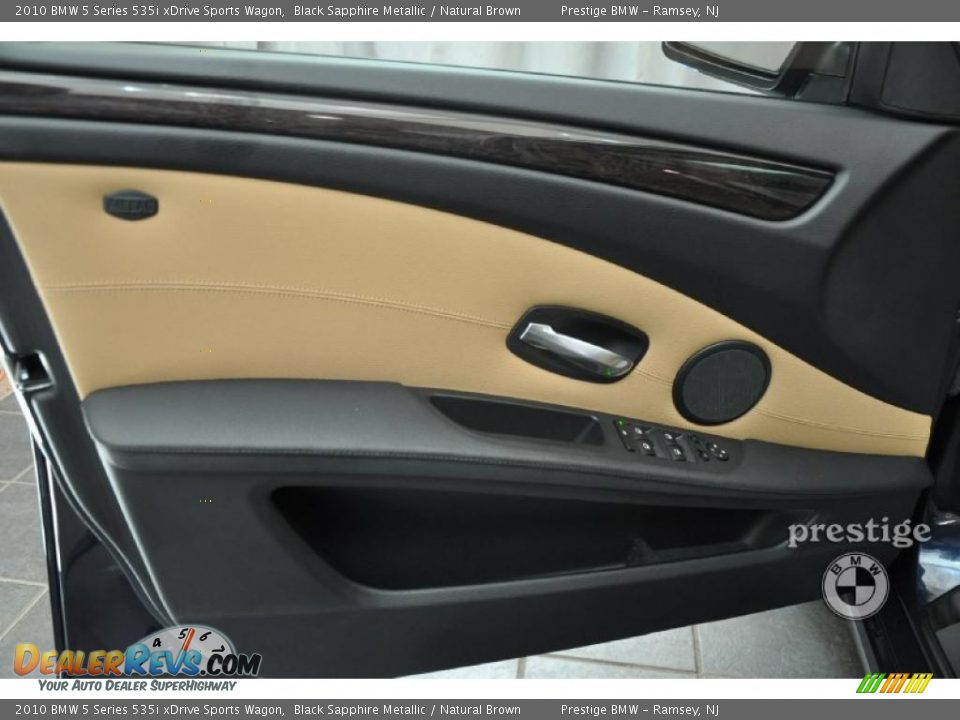 2010 BMW 5 Series 535i xDrive Sports Wagon Black Sapphire Metallic / Natural Brown Photo #10