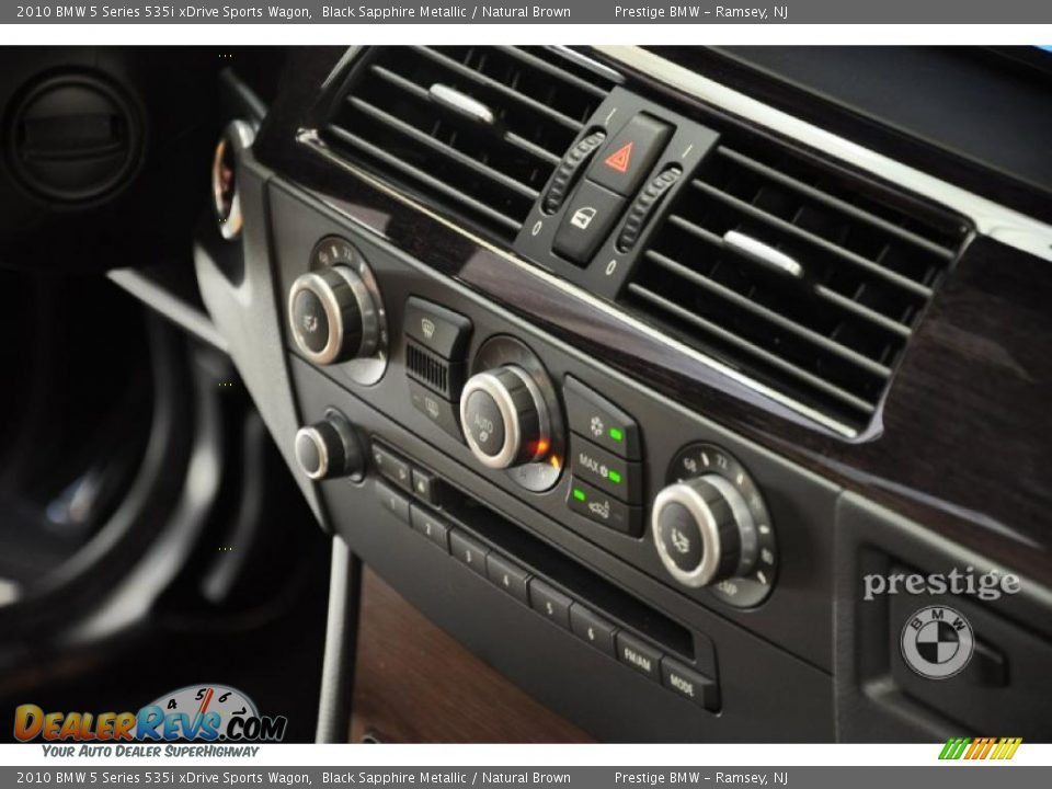 2010 BMW 5 Series 535i xDrive Sports Wagon Black Sapphire Metallic / Natural Brown Photo #14