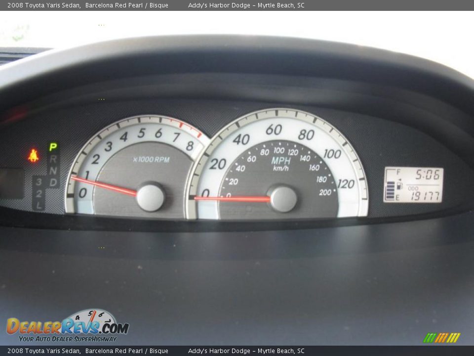 2008 Toyota Yaris Sedan Barcelona Red Pearl / Bisque Photo #13