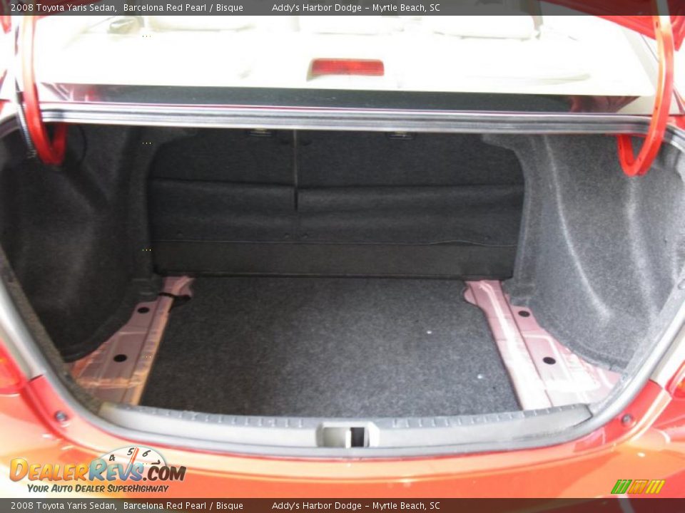 2008 Toyota Yaris Sedan Barcelona Red Pearl / Bisque Photo #23
