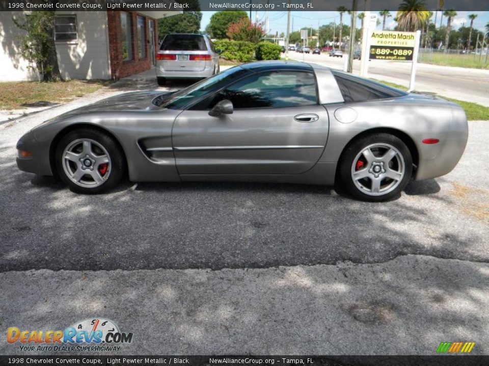 1998 Chevrolet Corvette Coupe Light Pewter Metallic / Black Photo #4
