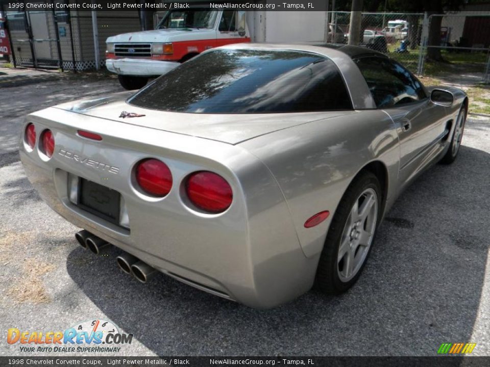1998 Chevrolet Corvette Coupe Light Pewter Metallic / Black Photo #7
