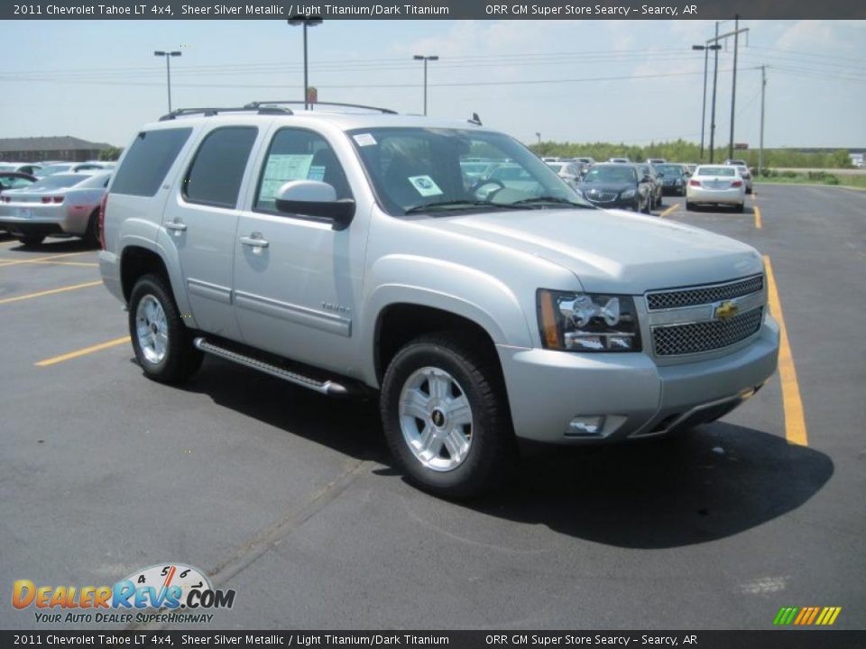 2011 Chevrolet Tahoe LT 4x4 Sheer Silver Metallic / Light Titanium/Dark Titanium Photo #3