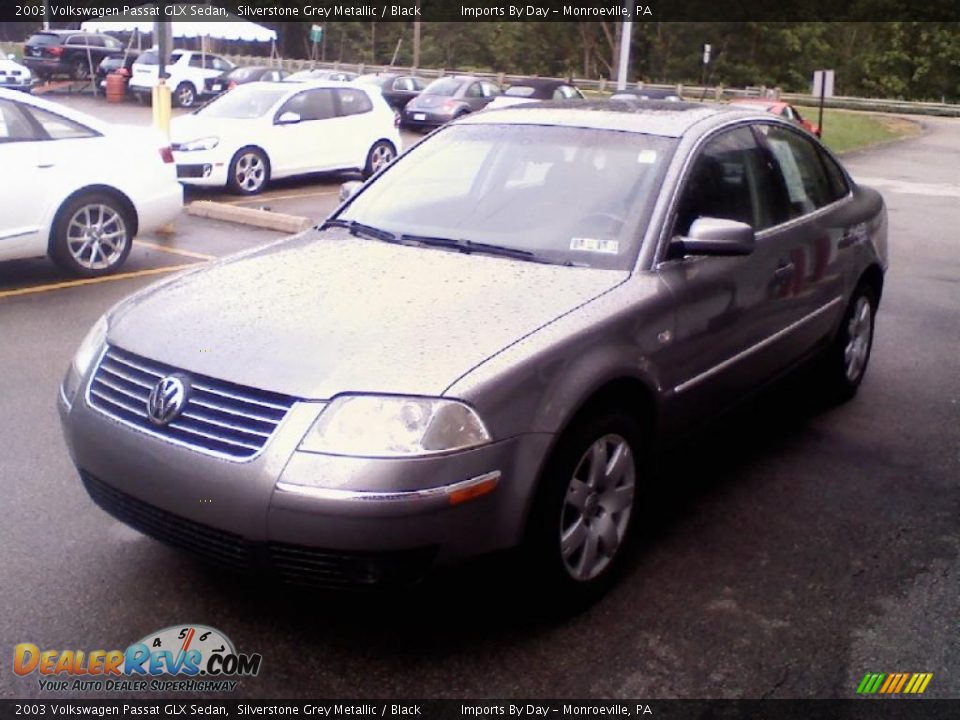 2003 Volkswagen Passat GLX Sedan Silverstone Grey Metallic / Black Photo #3