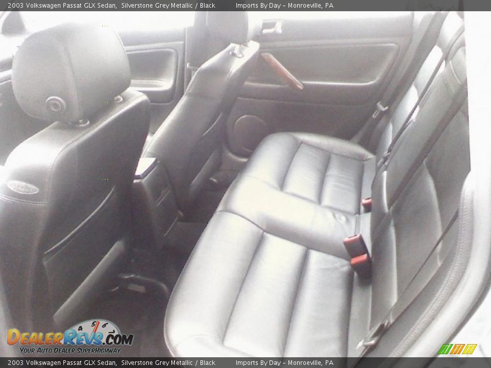 2003 Volkswagen Passat GLX Sedan Silverstone Grey Metallic / Black Photo #7
