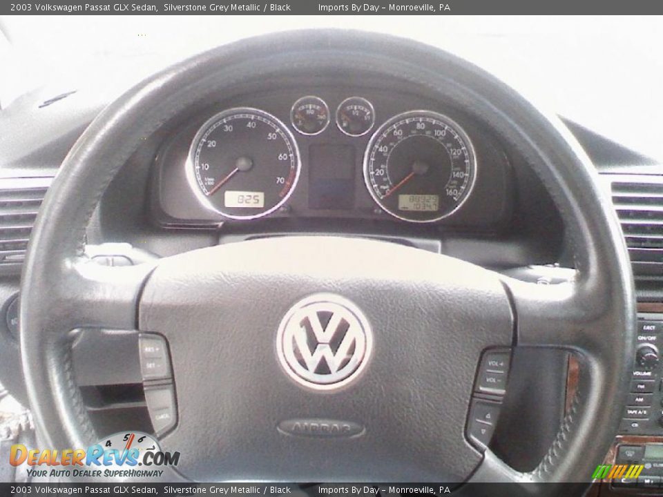 2003 Volkswagen Passat GLX Sedan Silverstone Grey Metallic / Black Photo #13
