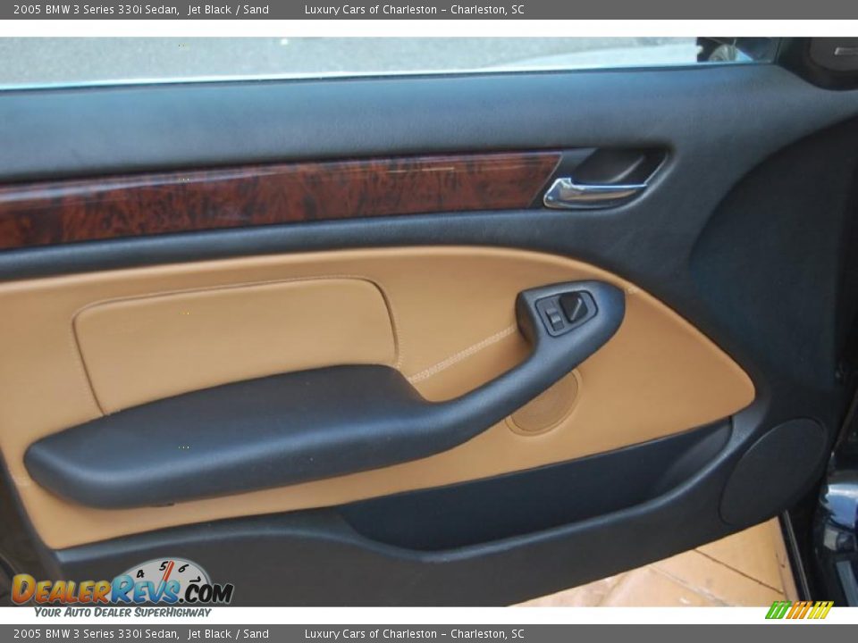 2005 BMW 3 Series 330i Sedan Jet Black / Sand Photo #12