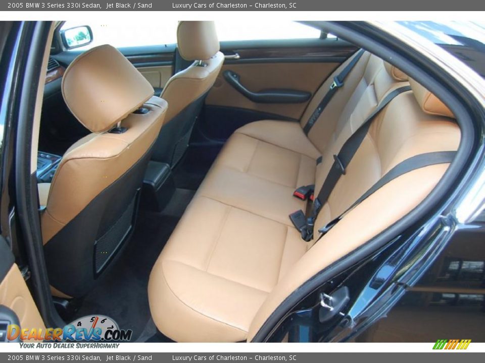 2005 BMW 3 Series 330i Sedan Jet Black / Sand Photo #13