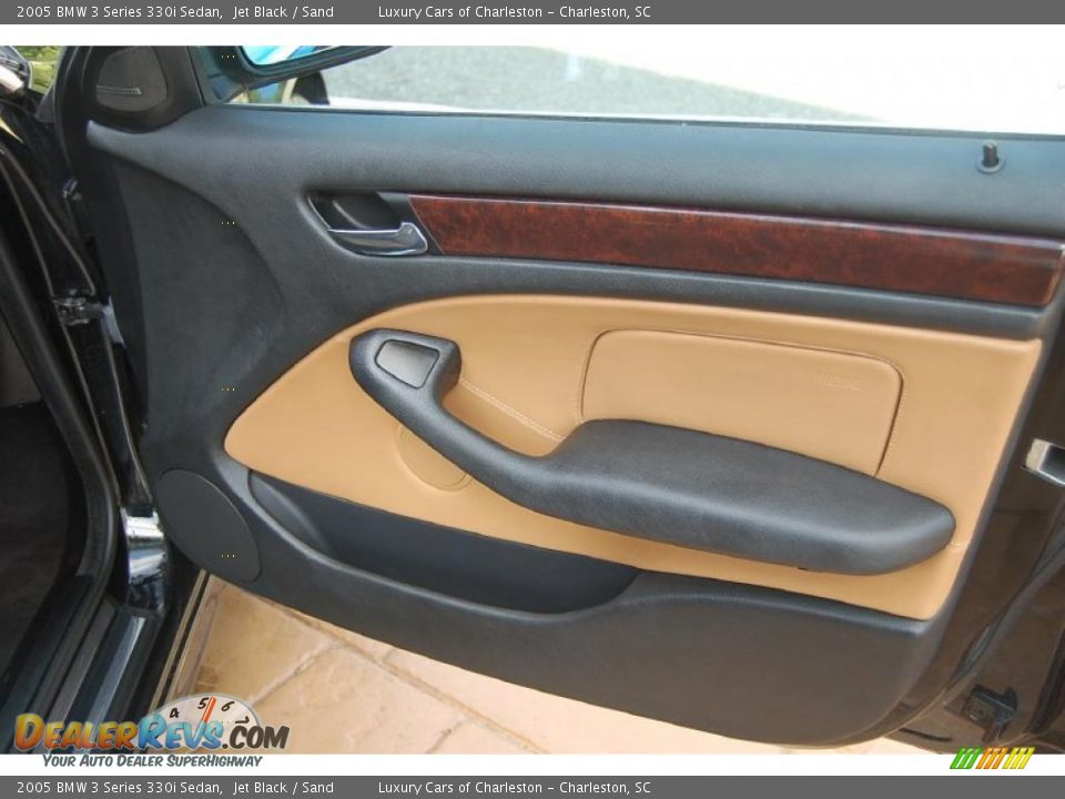 2005 BMW 3 Series 330i Sedan Jet Black / Sand Photo #18
