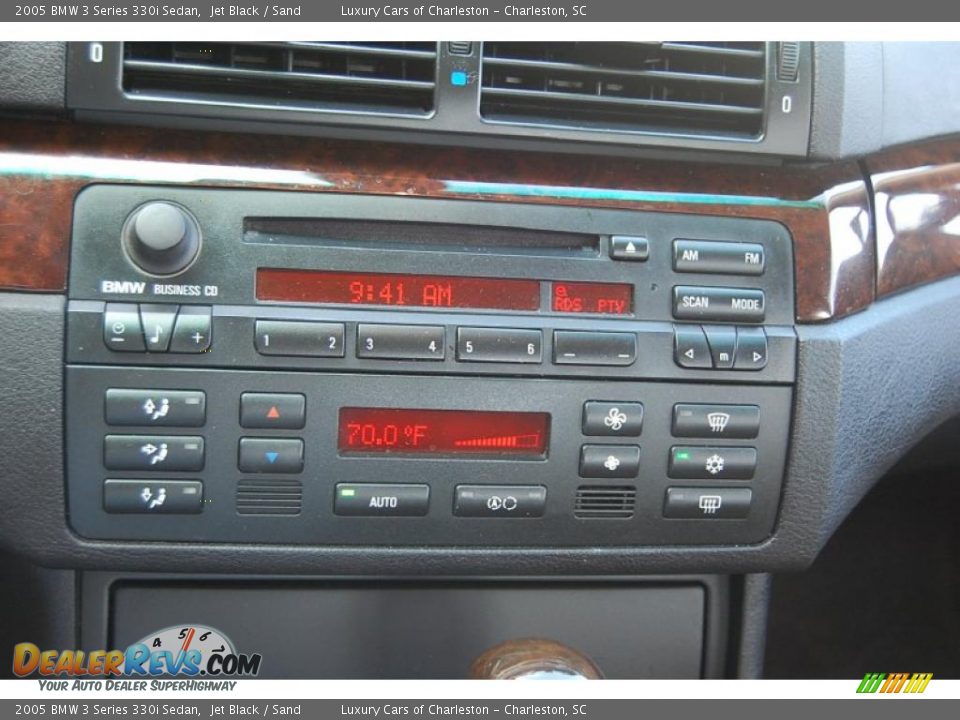 2005 BMW 3 Series 330i Sedan Jet Black / Sand Photo #21