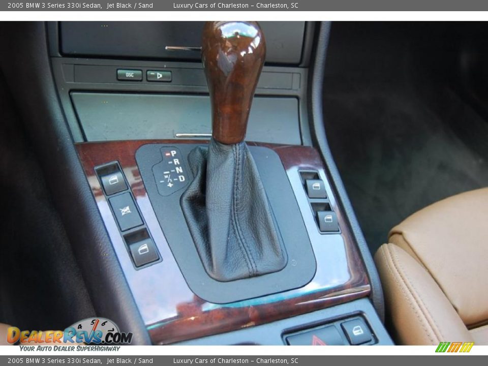 2005 BMW 3 Series 330i Sedan Jet Black / Sand Photo #22