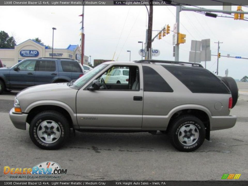 1998 Chevrolet Blazer LS 4x4 Light Pewter Metallic / Medium Gray Photo #12