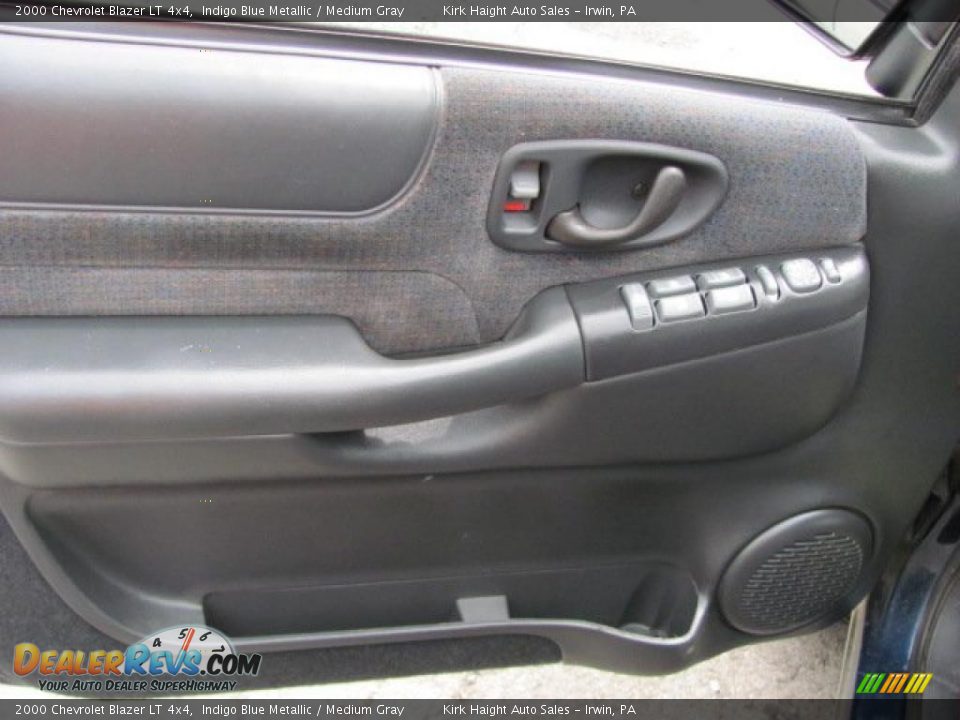 2000 Chevrolet Blazer LT 4x4 Indigo Blue Metallic / Medium Gray Photo #6