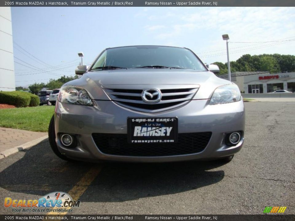 2005 Mazda MAZDA3 s Hatchback Titanium Gray Metallic / Black/Red Photo #2