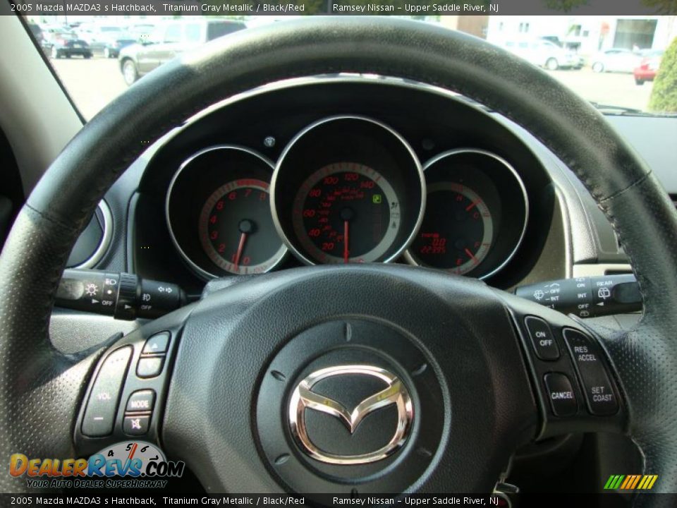 2005 Mazda MAZDA3 s Hatchback Titanium Gray Metallic / Black/Red Photo #33