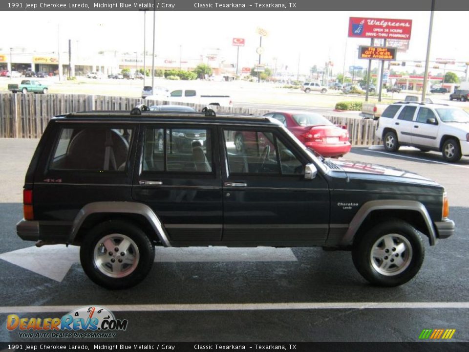1991 Jeep Cherokee Laredo Midnight Blue Metallic / Gray Photo #6
