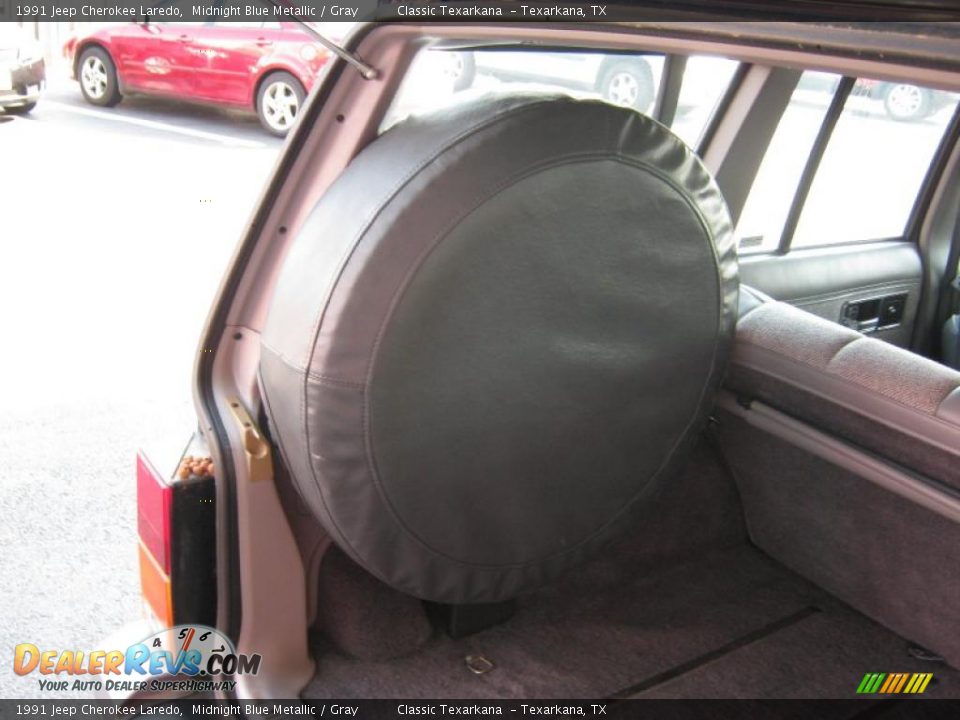 1991 Jeep Cherokee Laredo Midnight Blue Metallic / Gray Photo #18