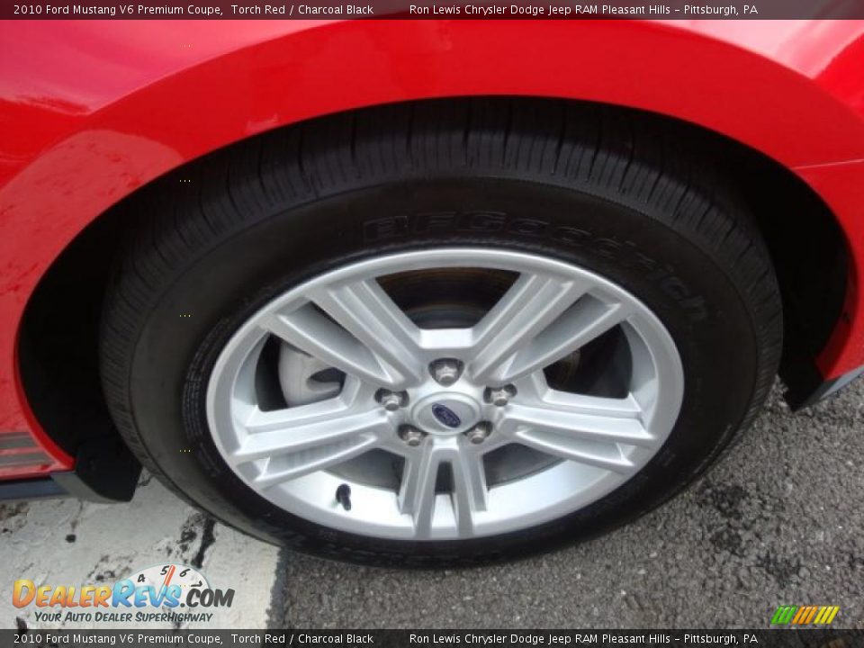 2010 Ford Mustang V6 Premium Coupe Torch Red / Charcoal Black Photo #12