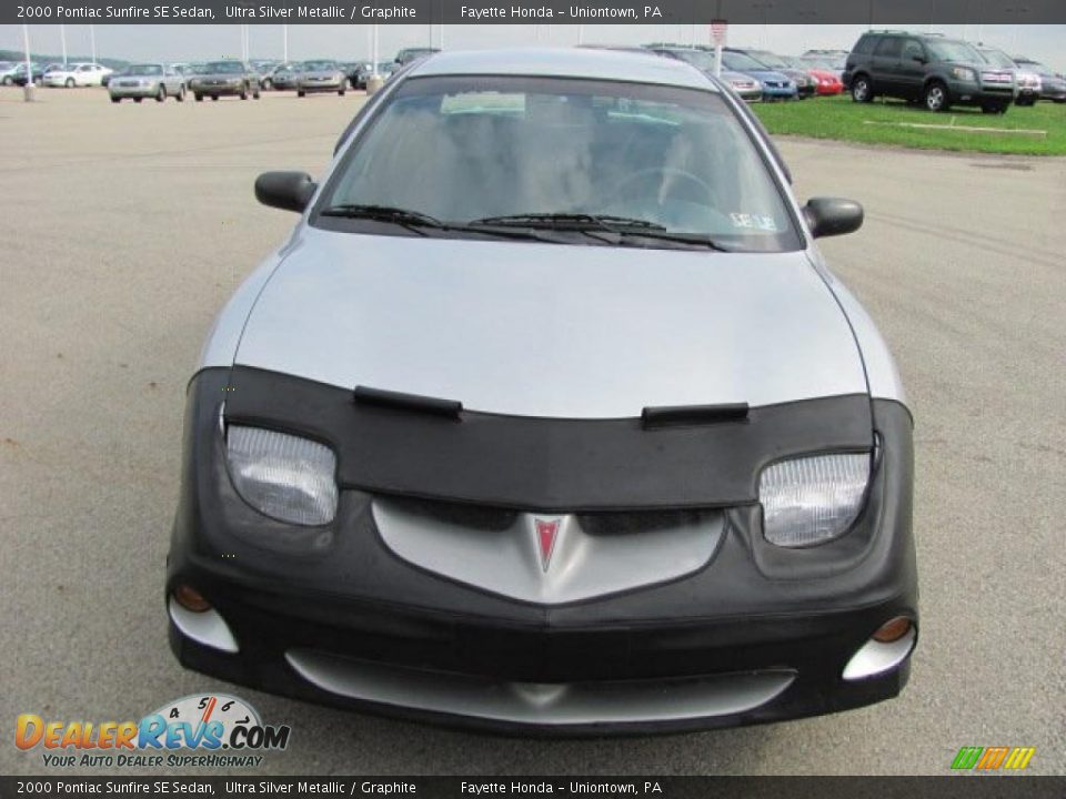 2000 Pontiac Sunfire SE Sedan Ultra Silver Metallic / Graphite Photo #13