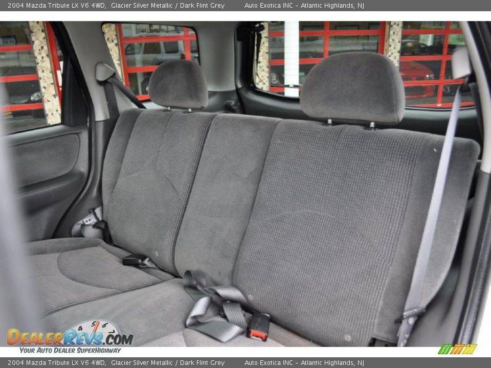 2004 Mazda Tribute LX V6 4WD Glacier Silver Metallic / Dark Flint Grey Photo #6