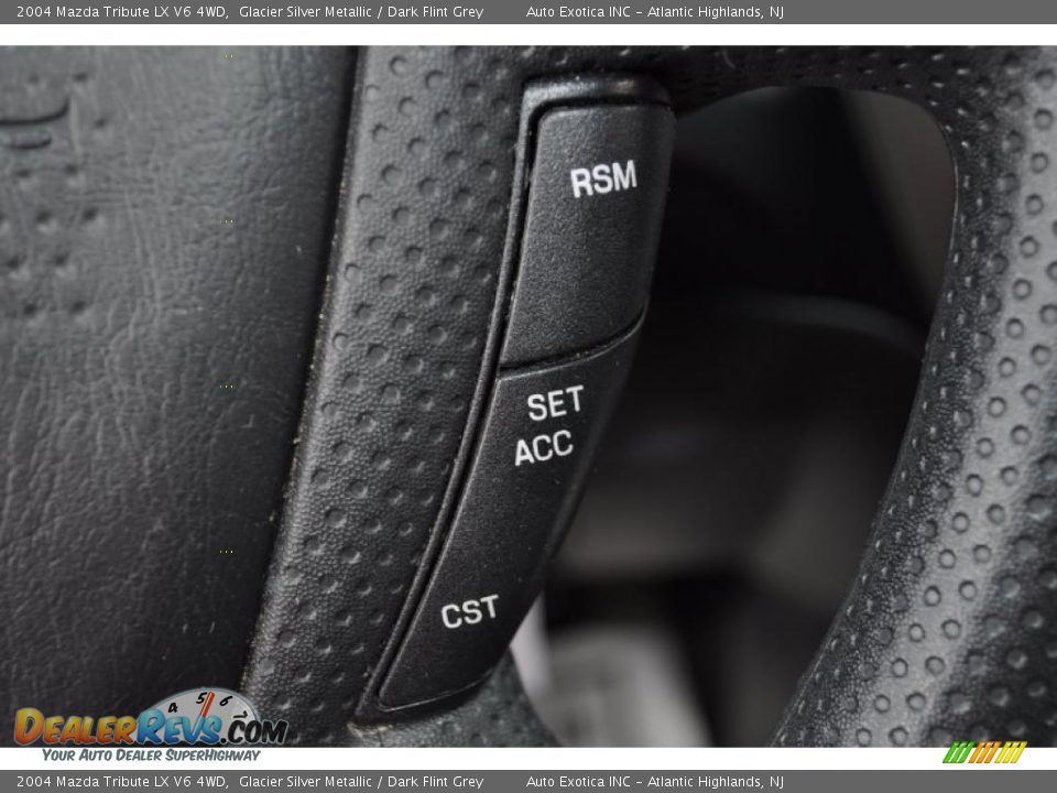 2004 Mazda Tribute LX V6 4WD Glacier Silver Metallic / Dark Flint Grey Photo #17