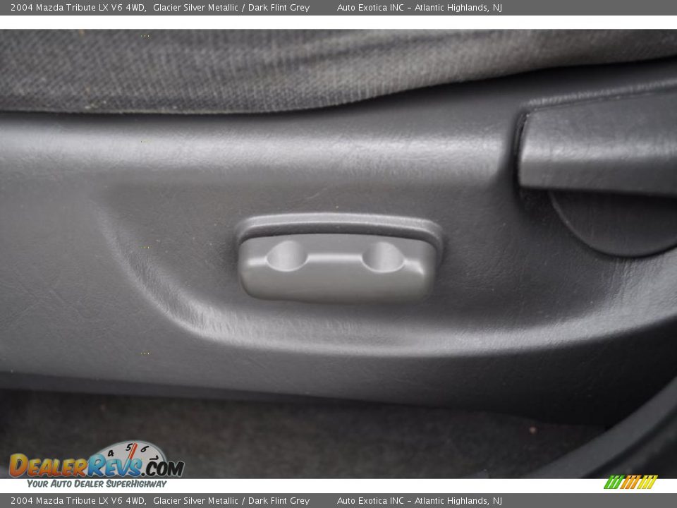 2004 Mazda Tribute LX V6 4WD Glacier Silver Metallic / Dark Flint Grey Photo #21