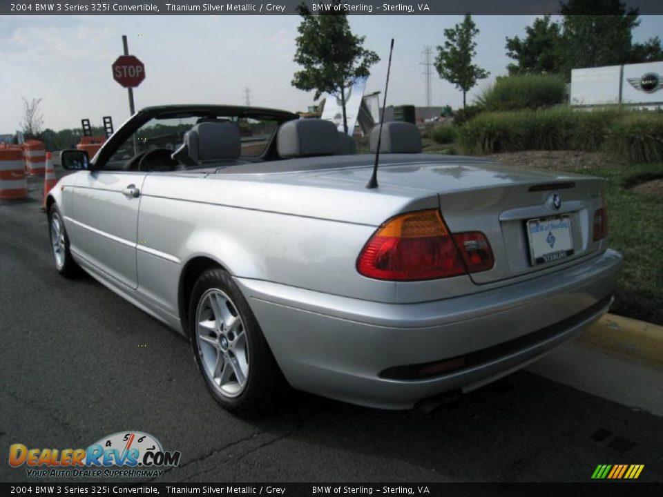 2004 BMW 3 Series 325i Convertible Titanium Silver Metallic / Grey Photo #4
