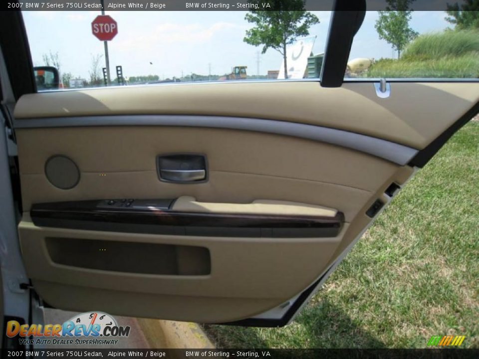 2007 BMW 7 Series 750Li Sedan Alpine White / Beige Photo #28