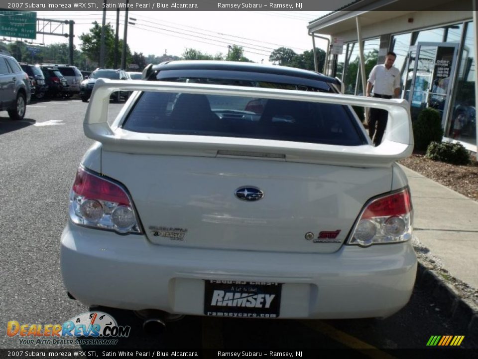 2007 Subaru Impreza WRX STi Satin White Pearl / Blue Alcantara Photo #7