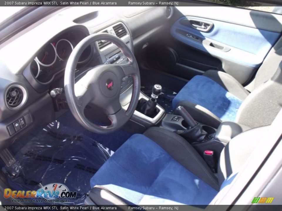 2007 Subaru Impreza WRX STi Satin White Pearl / Blue Alcantara Photo #11