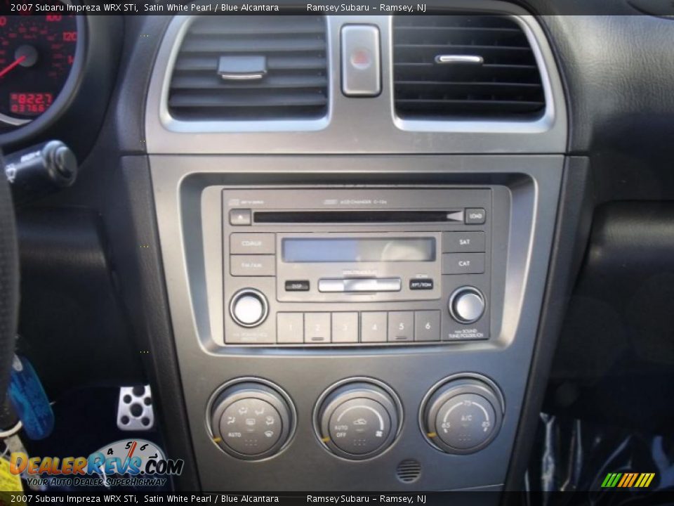 2007 Subaru Impreza WRX STi Satin White Pearl / Blue Alcantara Photo #15