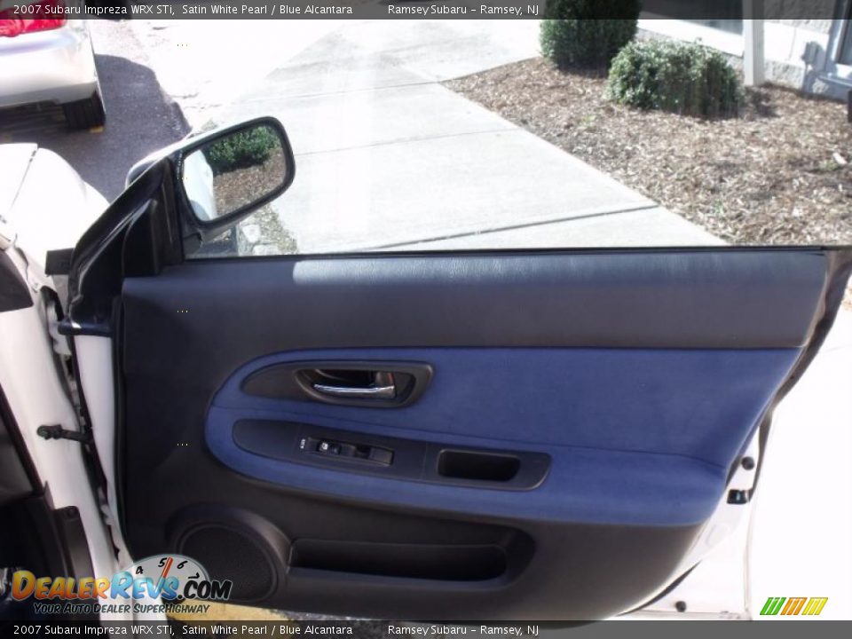 2007 Subaru Impreza WRX STi Satin White Pearl / Blue Alcantara Photo #26
