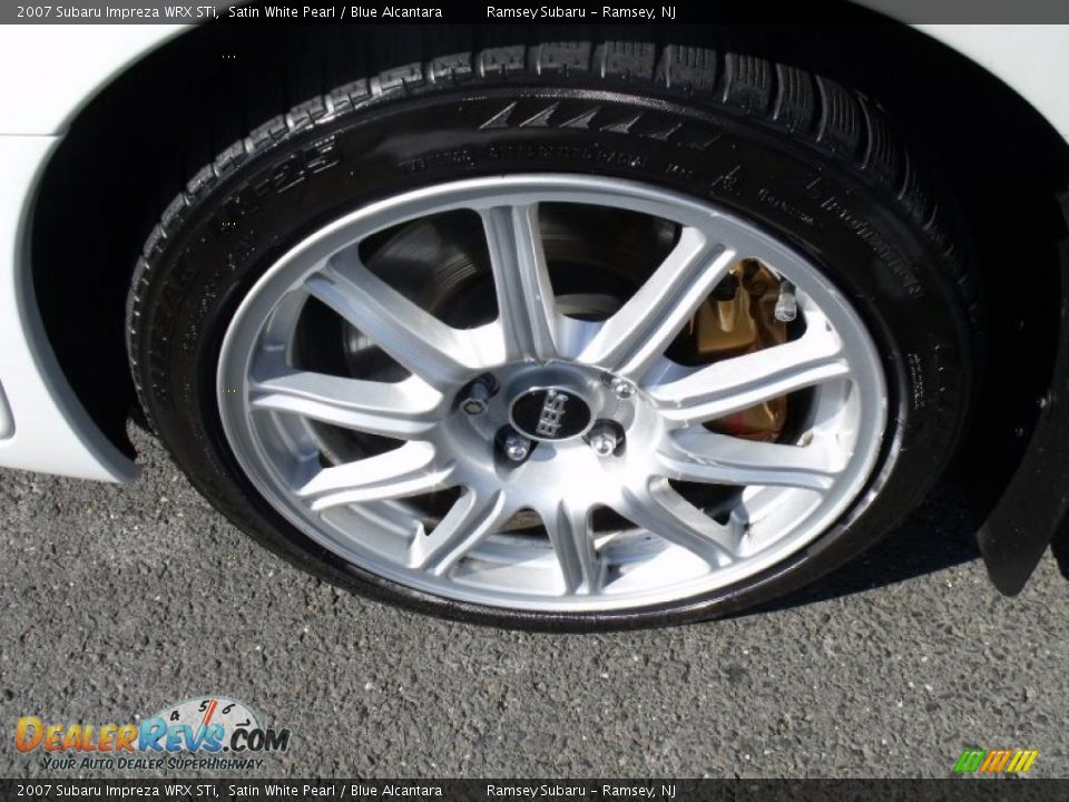 2007 Subaru Impreza WRX STi Satin White Pearl / Blue Alcantara Photo #29