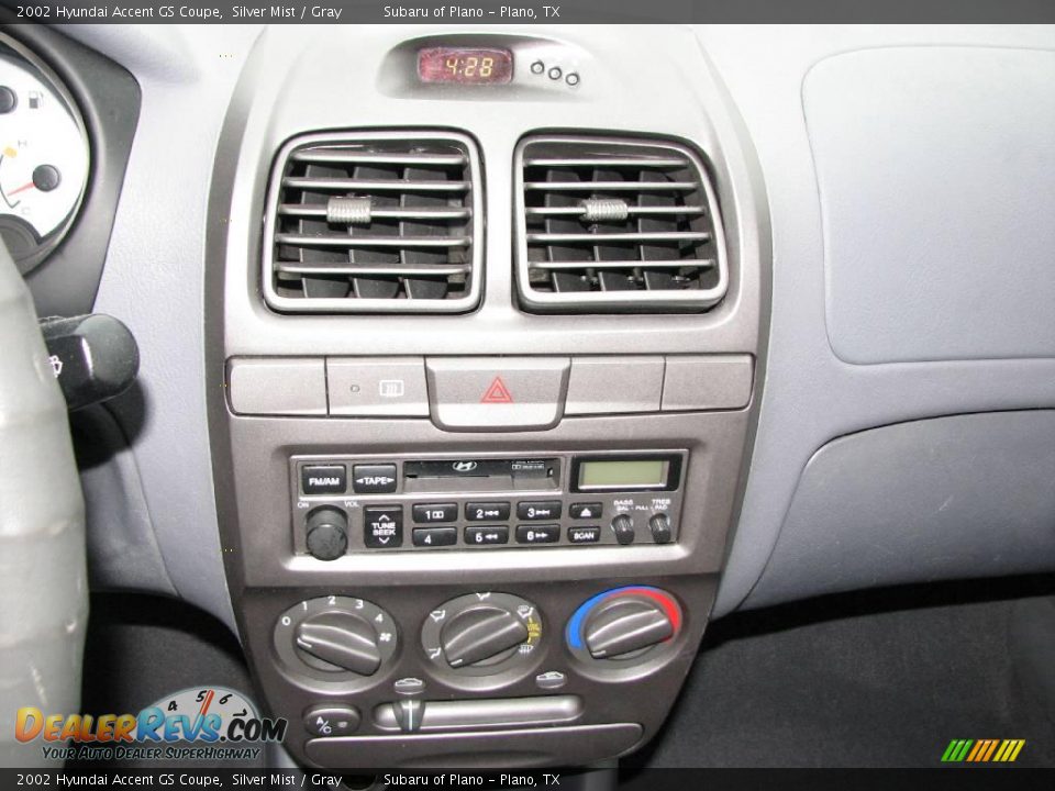 2002 Hyundai Accent GS Coupe Silver Mist / Gray Photo #14