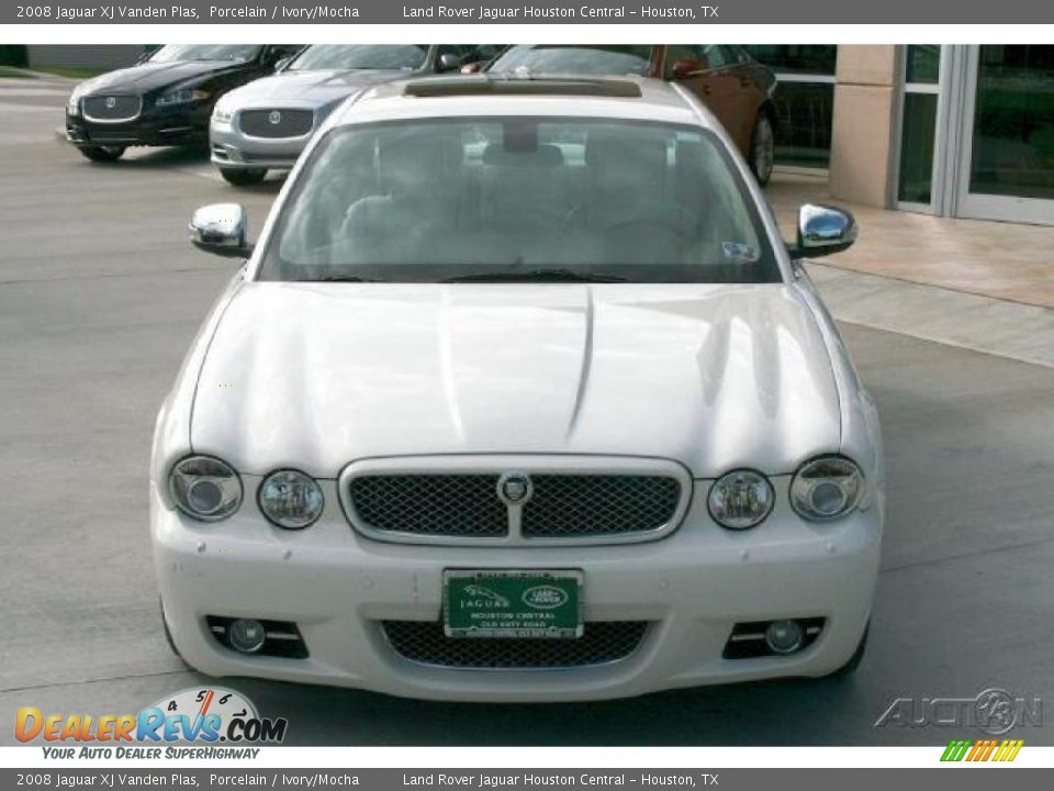 2008 Jaguar XJ Vanden Plas Porcelain / Ivory/Mocha Photo #10