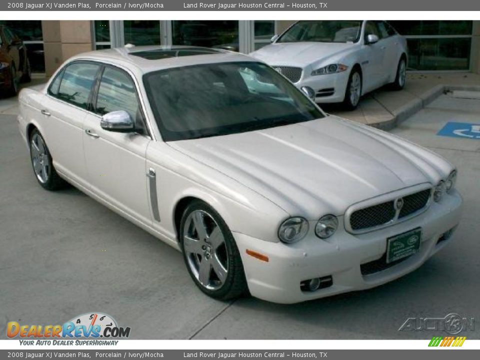 2008 Jaguar XJ Vanden Plas Porcelain / Ivory/Mocha Photo #15