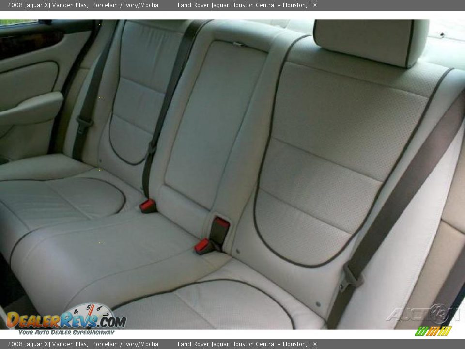 2008 Jaguar XJ Vanden Plas Porcelain / Ivory/Mocha Photo #18