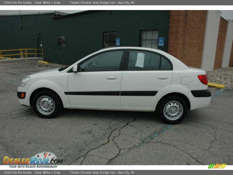 2009 Kia Rio Sedan Clear White / Gray Photo #5