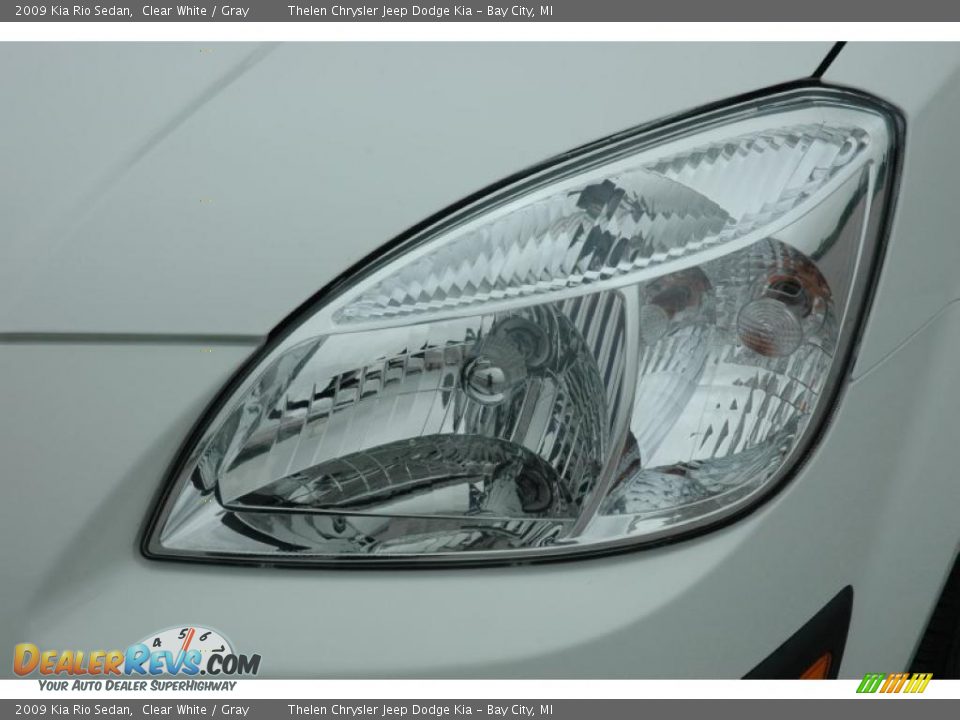 2009 Kia Rio Sedan Clear White / Gray Photo #6