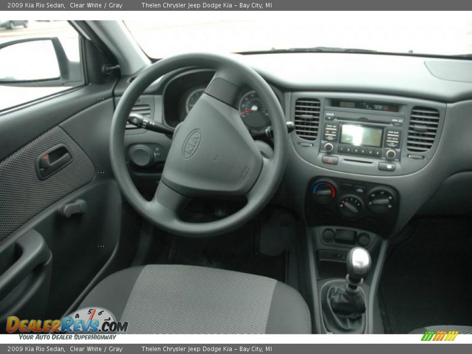 2009 Kia Rio Sedan Clear White / Gray Photo #8