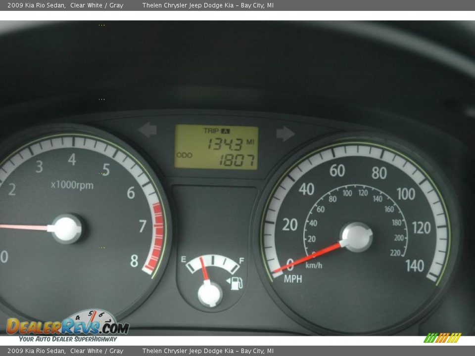 2009 Kia Rio Sedan Clear White / Gray Photo #10