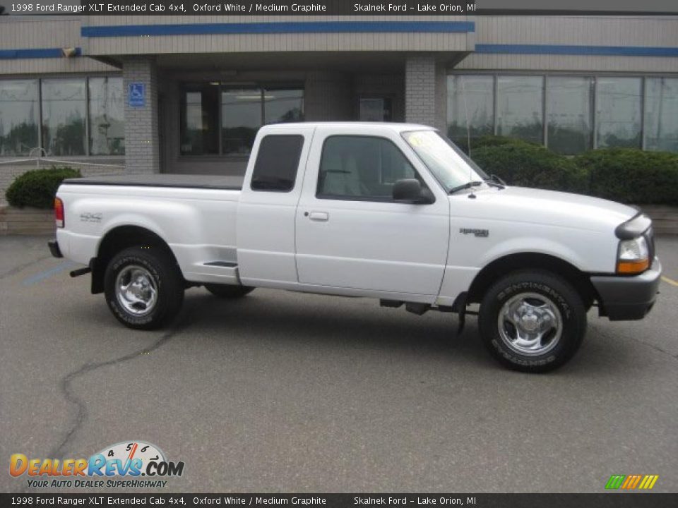 1998 Ford Ranger XLT Extended Cab 4x4 Oxford White / Medium Graphite Photo #1