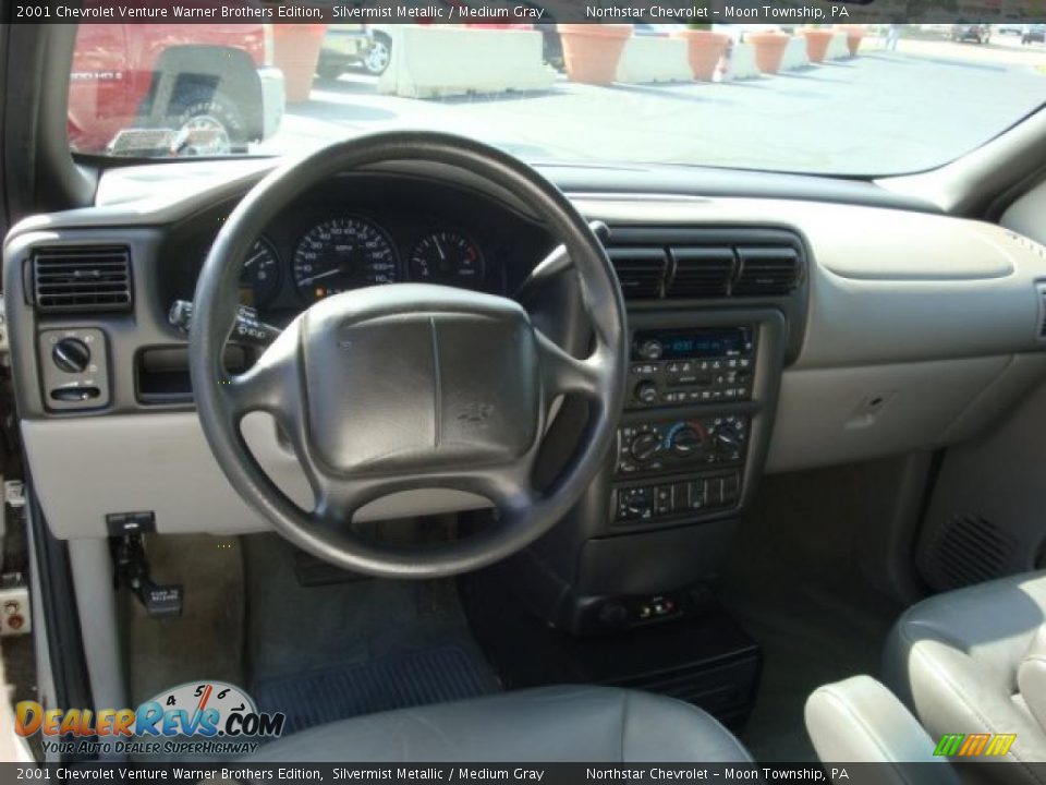 2001 Chevrolet Venture Warner Brothers Edition Silvermist Metallic / Medium Gray Photo #14