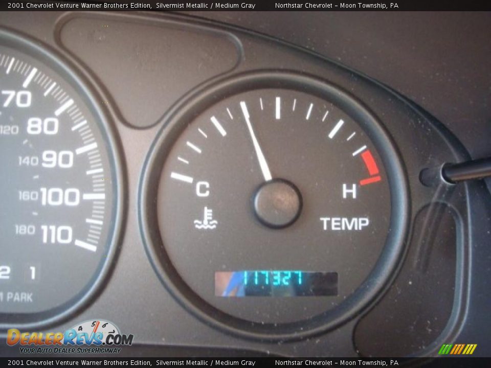 2001 Chevrolet Venture Warner Brothers Edition Silvermist Metallic / Medium Gray Photo #20