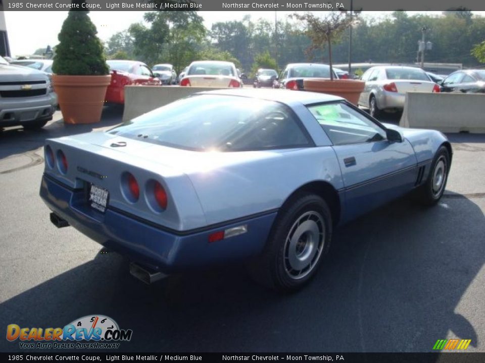 1985 Chevrolet Corvette Coupe Light Blue Metallic / Medium Blue Photo #3