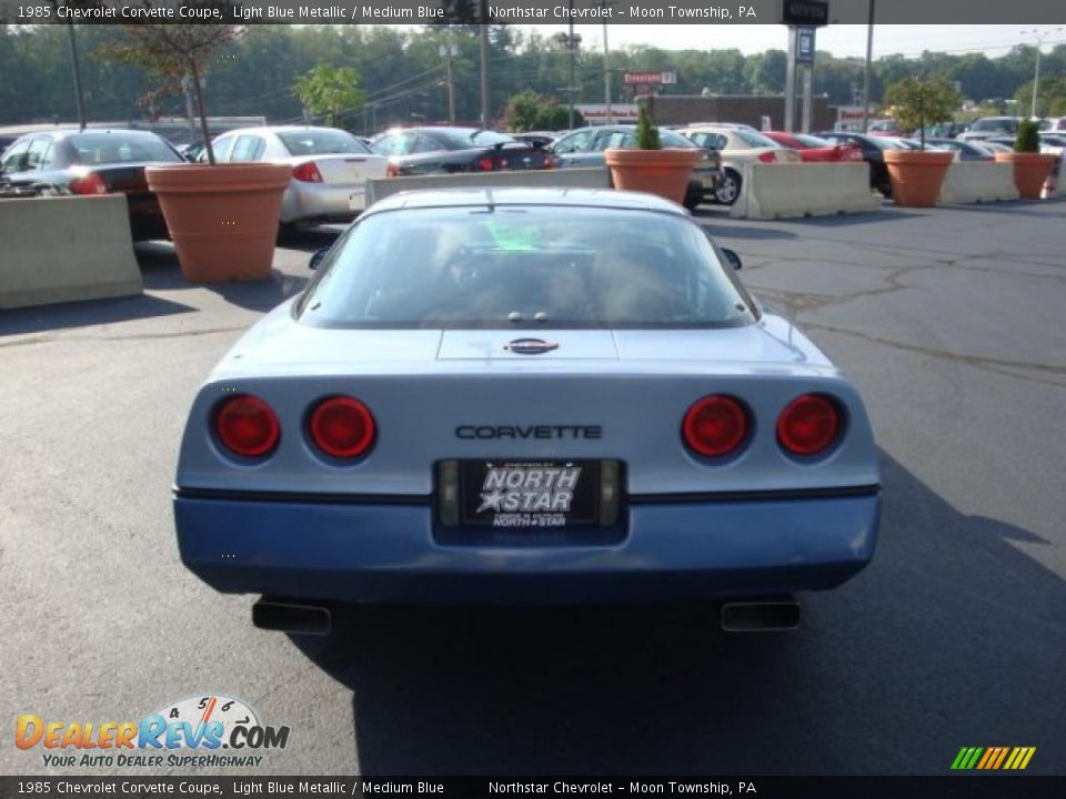 1985 Chevrolet Corvette Coupe Light Blue Metallic / Medium Blue Photo #4